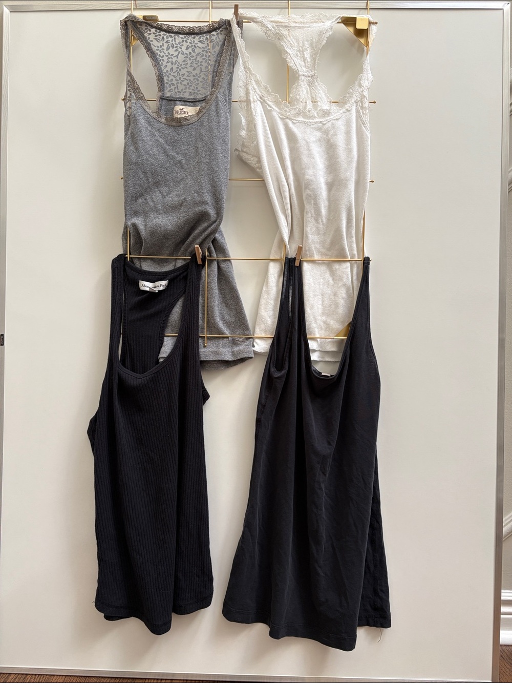 Tank top bundle Lululemon Abercrombie and Hollister